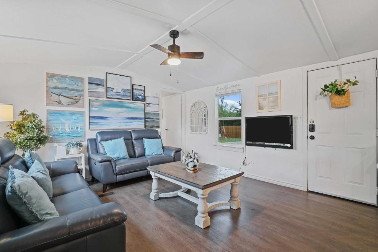 Pet-Friendly Lake Dallas Home Near Lewisville Lake ภายนอก รูปภาพ