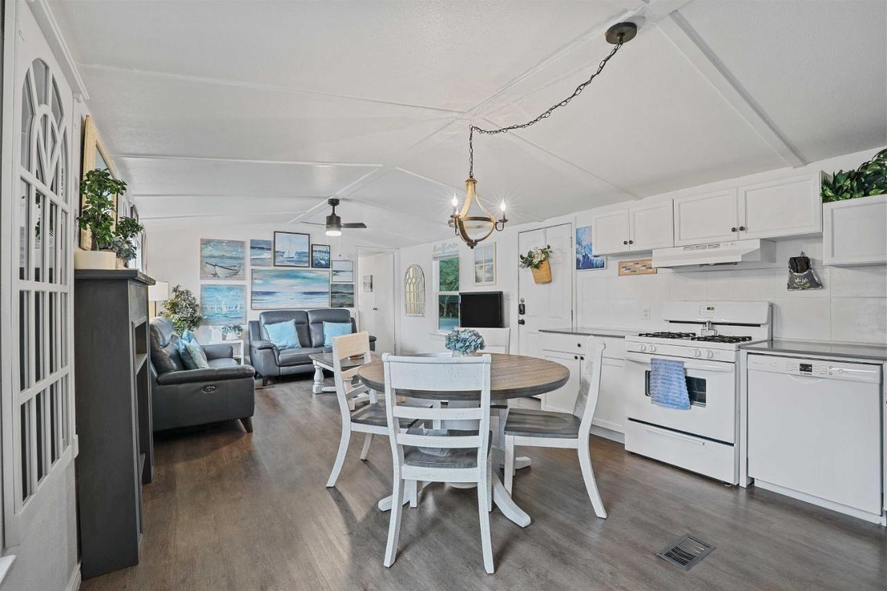 Pet-Friendly Lake Dallas Home Near Lewisville Lake ภายนอก รูปภาพ