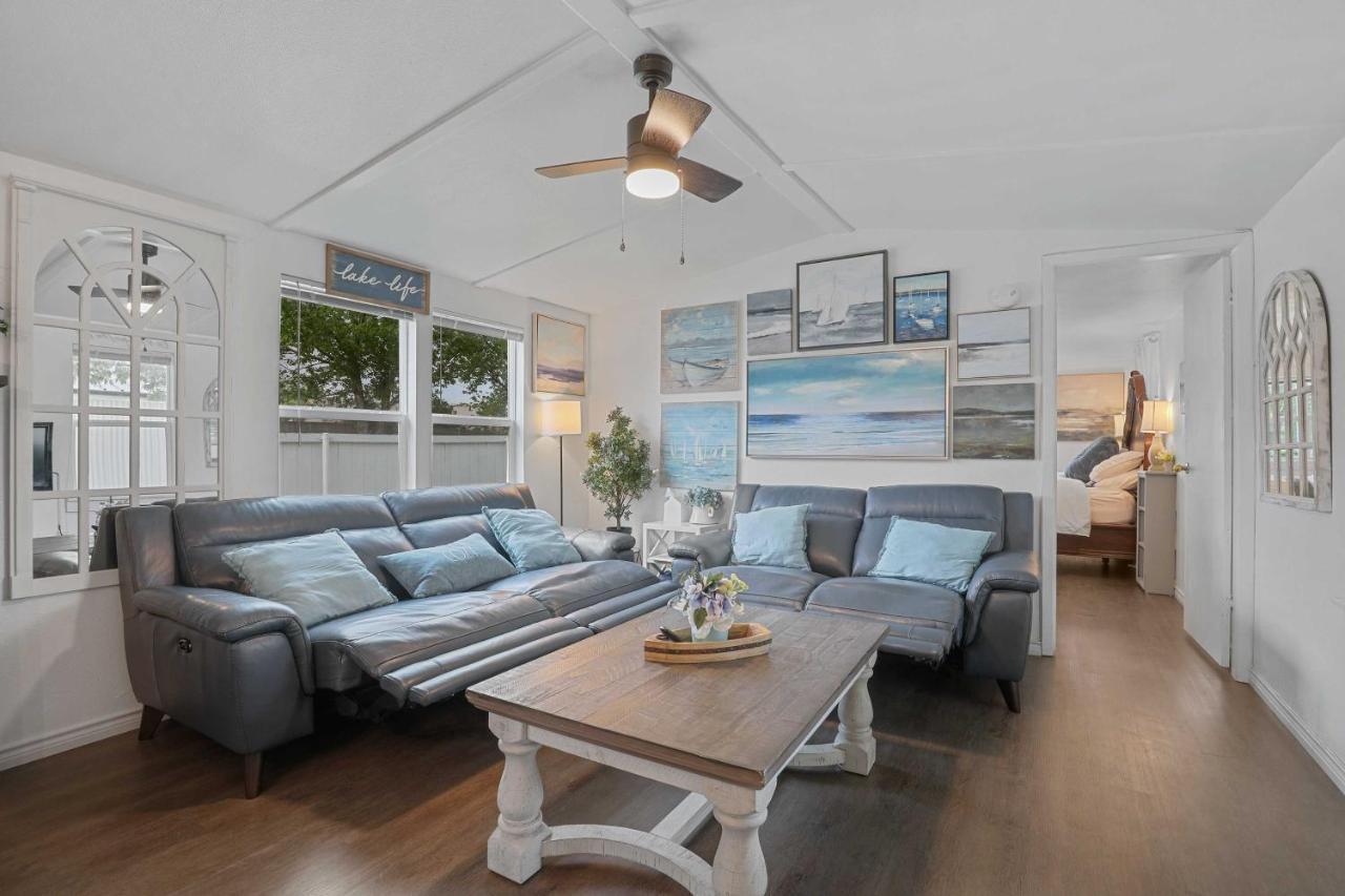 Pet-Friendly Lake Dallas Home Near Lewisville Lake ภายนอก รูปภาพ